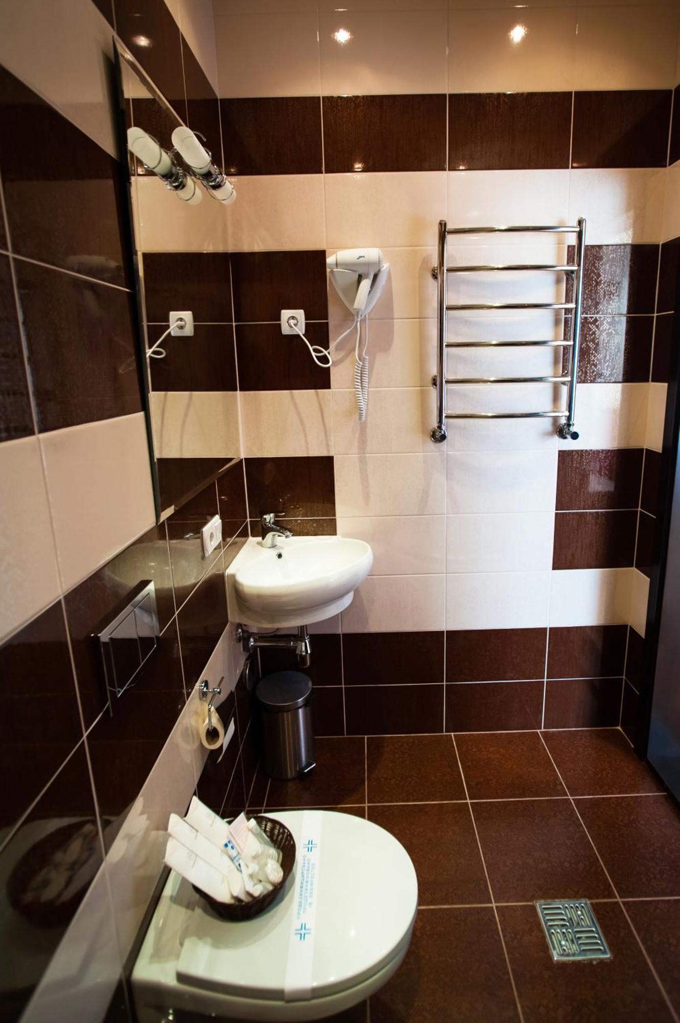 Harvest Hotel Vinnytsia Ngoại thất bức ảnh