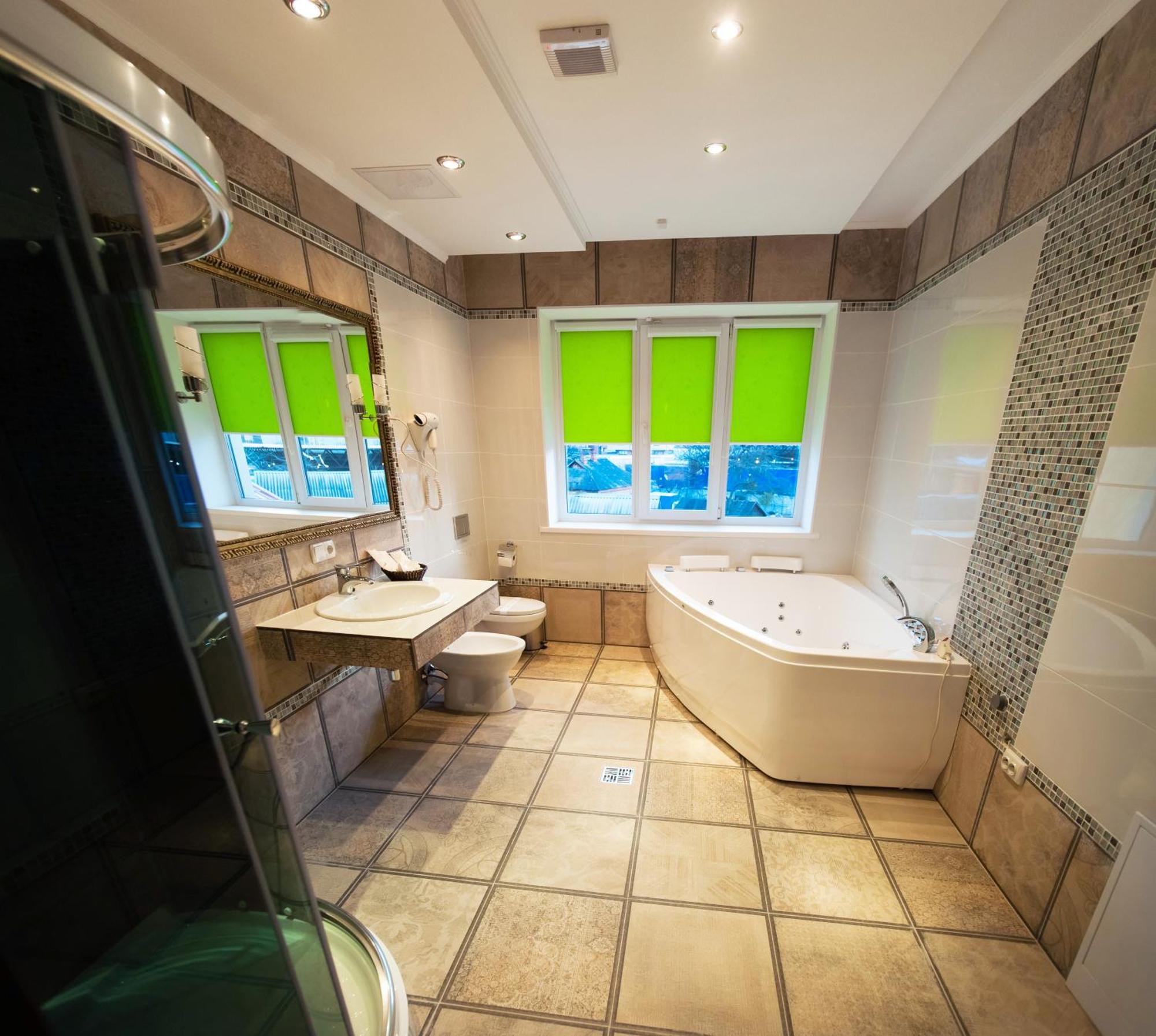 Harvest Hotel Vinnytsia Ngoại thất bức ảnh