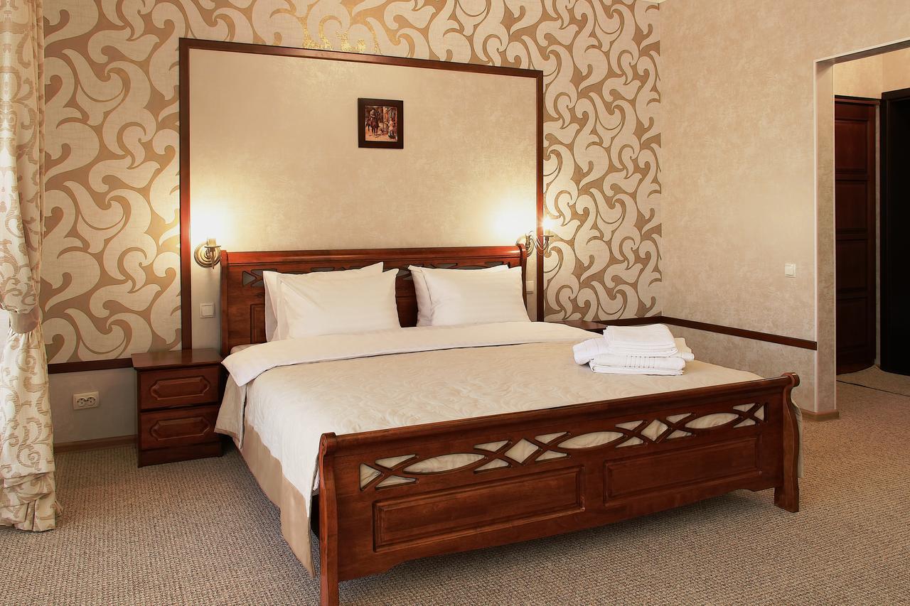 Harvest Hotel Vinnytsia Ngoại thất bức ảnh