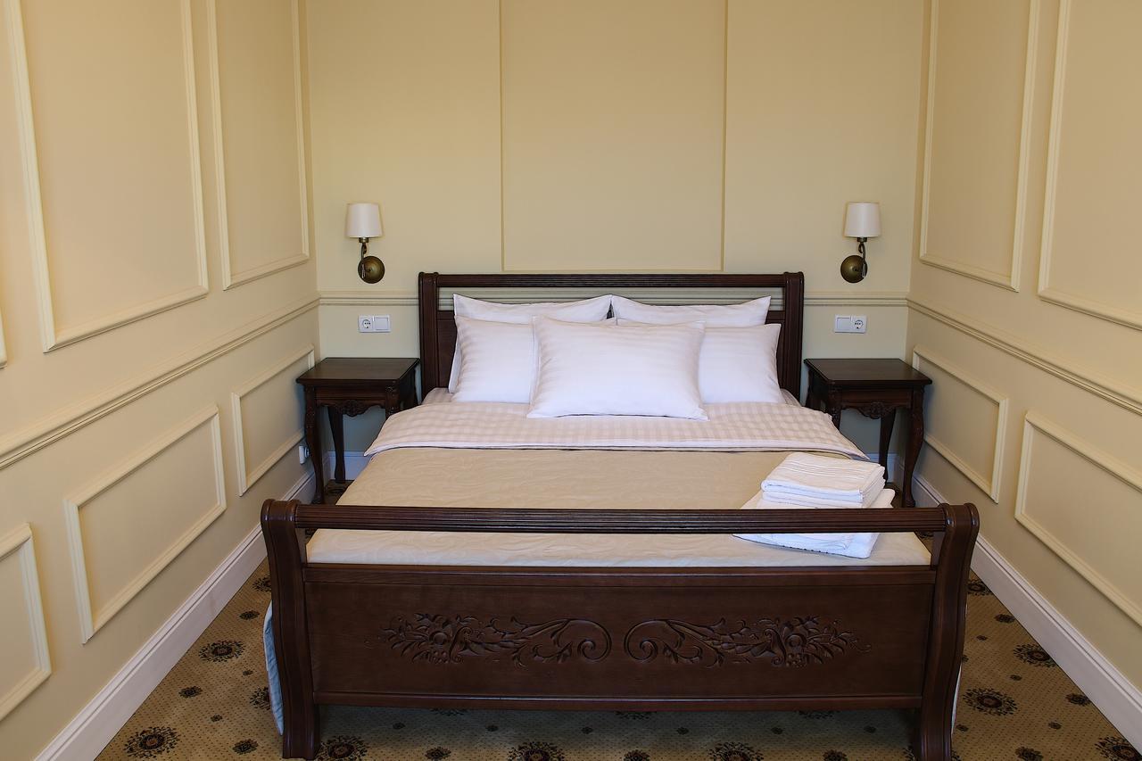 Harvest Hotel Vinnytsia Ngoại thất bức ảnh