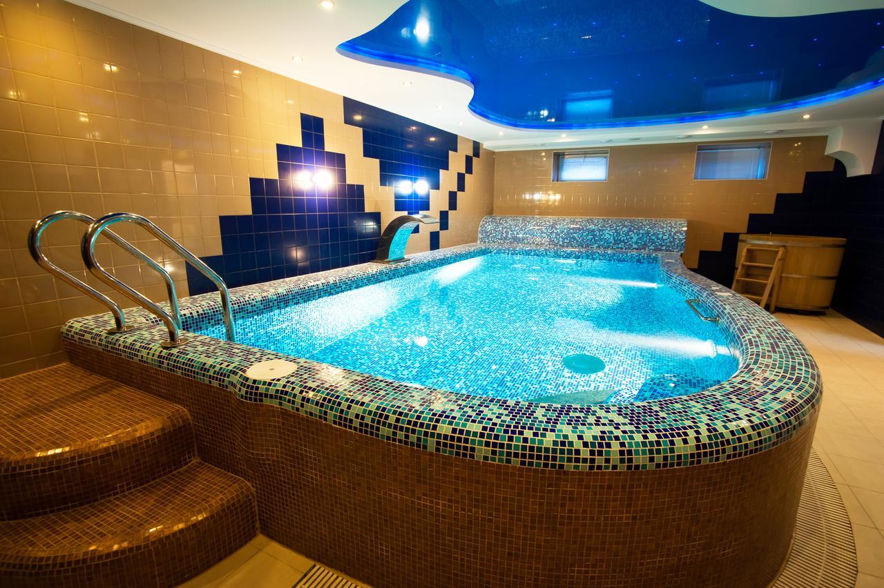 Harvest Hotel Vinnytsia Ngoại thất bức ảnh