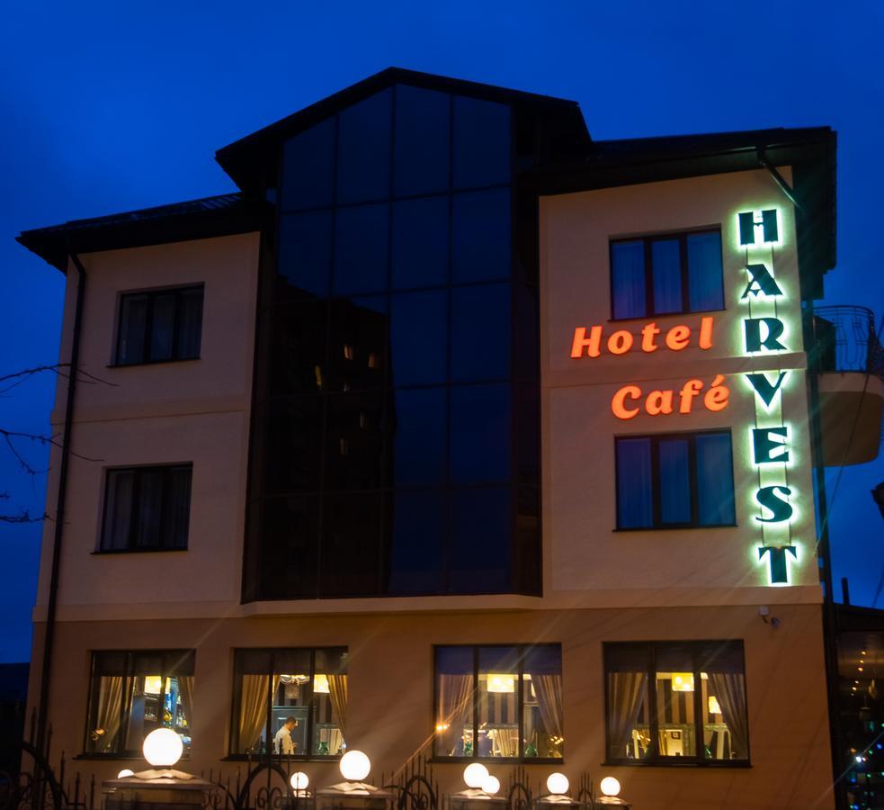 Harvest Hotel Vinnytsia Ngoại thất bức ảnh